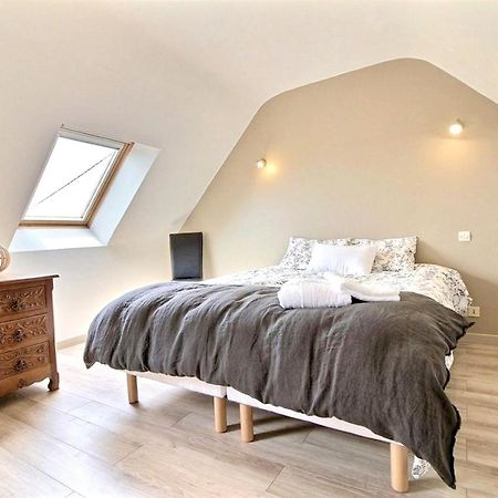 Maison Spacieuse A Plougonven Avec Jacuzzi Et Jardin 外观 照片
